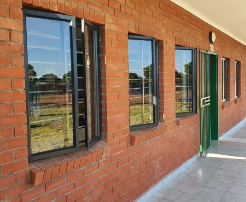 Minister Motshekga hands over new school in the North-West Province