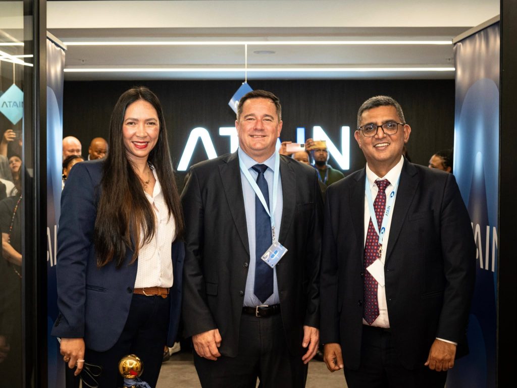 Steenhuisen welcomes new global business service centre as vote of confidence in SA potential